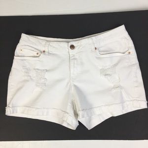 Time & Tru White Distressed Jean Shorts